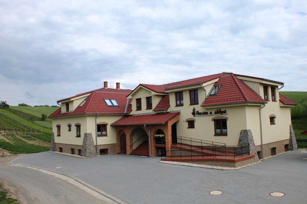 Отель Penzion U Sklepu Hovorany Экстерьер фото
